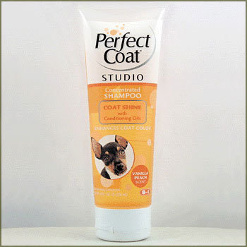 Концентрированный шампунь для собак 8 in 1 Perfect Coat Studio, с увлажняющим маслом, 236 мл