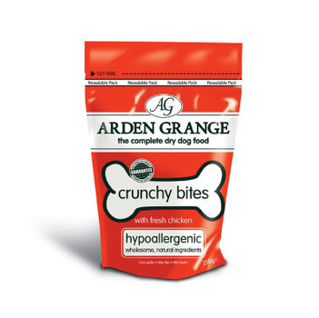 Лакомство для собак Arden Grange Crunchy Bites с цыпленком 250 г