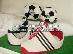 Лежак для собак Бобровый Дворик Бутса № 2, серия футбол, 74x40x41 см