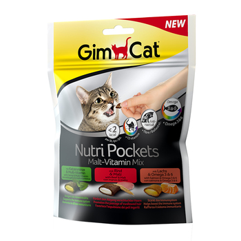 Лакомство для кошек GimCat Nutri Pockets Malt Vitamin Mix, подушечки, 150 г