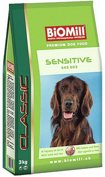 Корм для взрослых собак всех пород с чувствительным пищеварением Biomill Classic Sensitive 15 кг